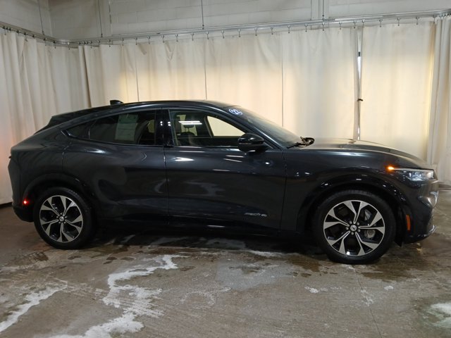 Used 2022 Ford Mustang Mach-E - photo 2