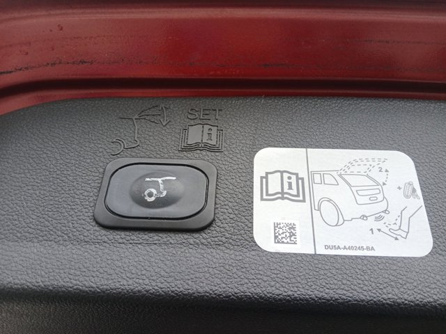 Used 2018 Ford Escape Titanium - photo 23