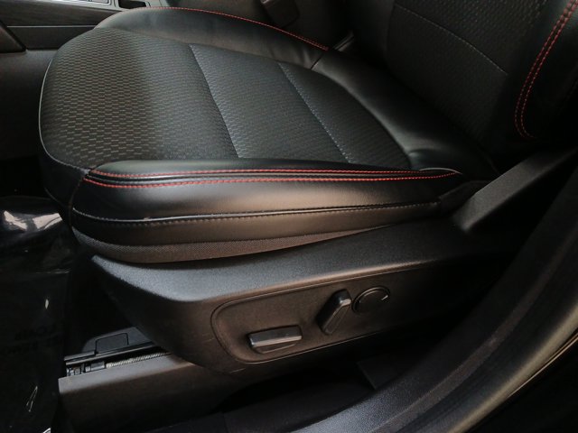 Used 2023 Ford Escape ST-Line - photo 17