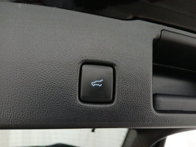 Used 2023 Ford Escape ST-Line - photo 22
