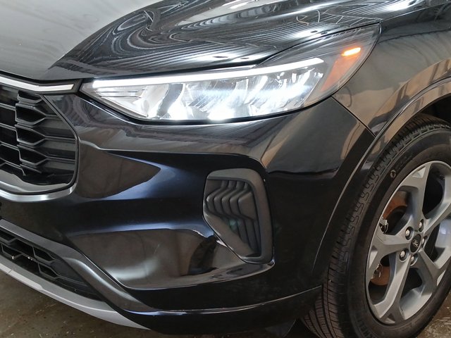 Used 2023 Ford Escape ST-Line - photo 27