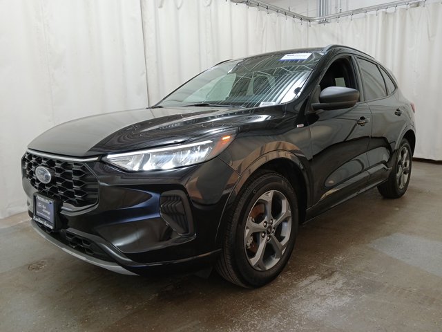 Used 2023 Ford Escape ST-Line - photo 5