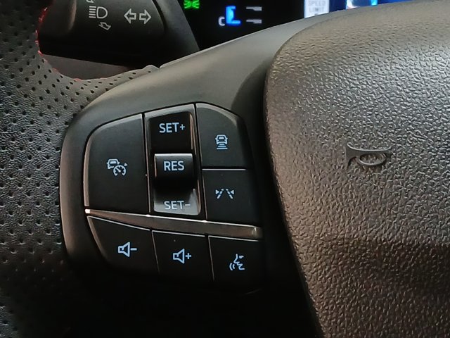 Used 2023 Ford Escape ST-Line - photo 8
