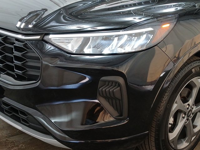 Used 2023 Ford Escape ST-Line - photo 28