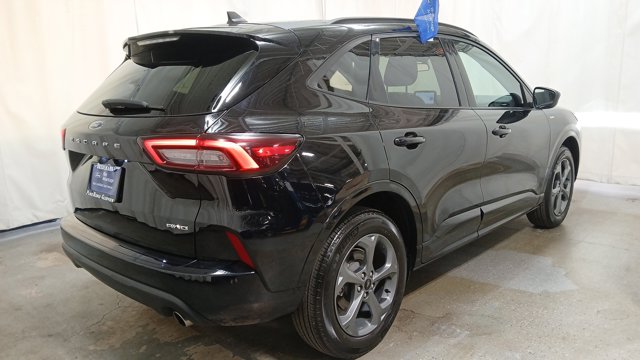 Used 2023 Ford Escape ST-Line - photo 3