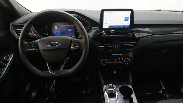 Used 2023 Ford Escape ST-Line - photo 6
