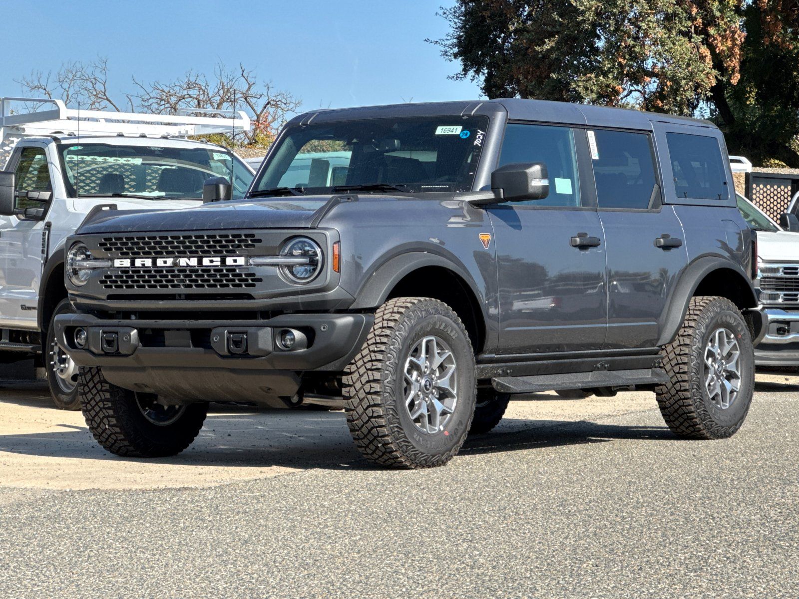 New 2025 Ford Bronco Badlands - photo 7