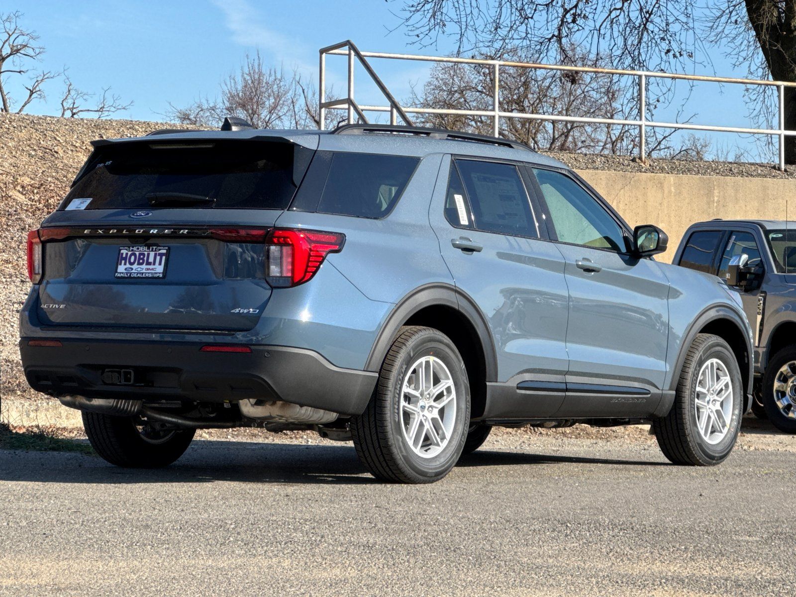 New 2026 Ford Explorer - photo 2