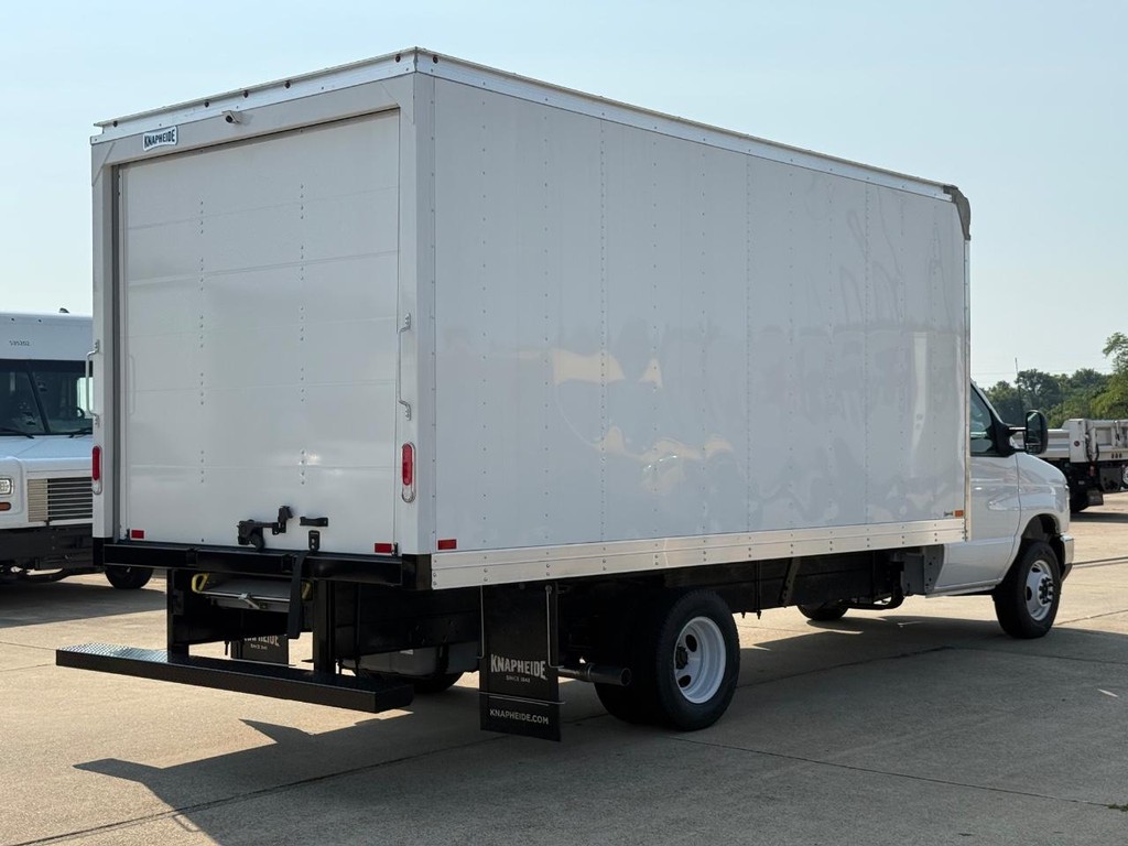 New 2027 Ford E-450 Cutaway - photo 5