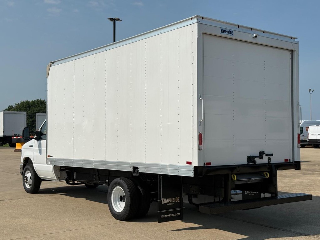 New 2027 Ford E-450 Cutaway - photo 7