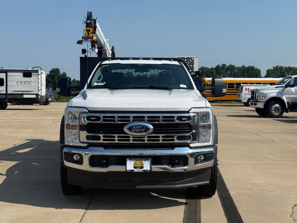 New 2026 Ford F-550 - photo 2