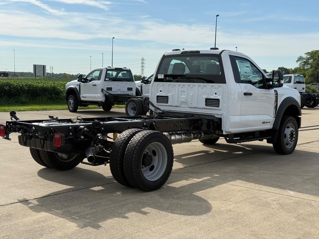 New 2026 Ford F-450 Regular Cab Cab Chassis - photo 5