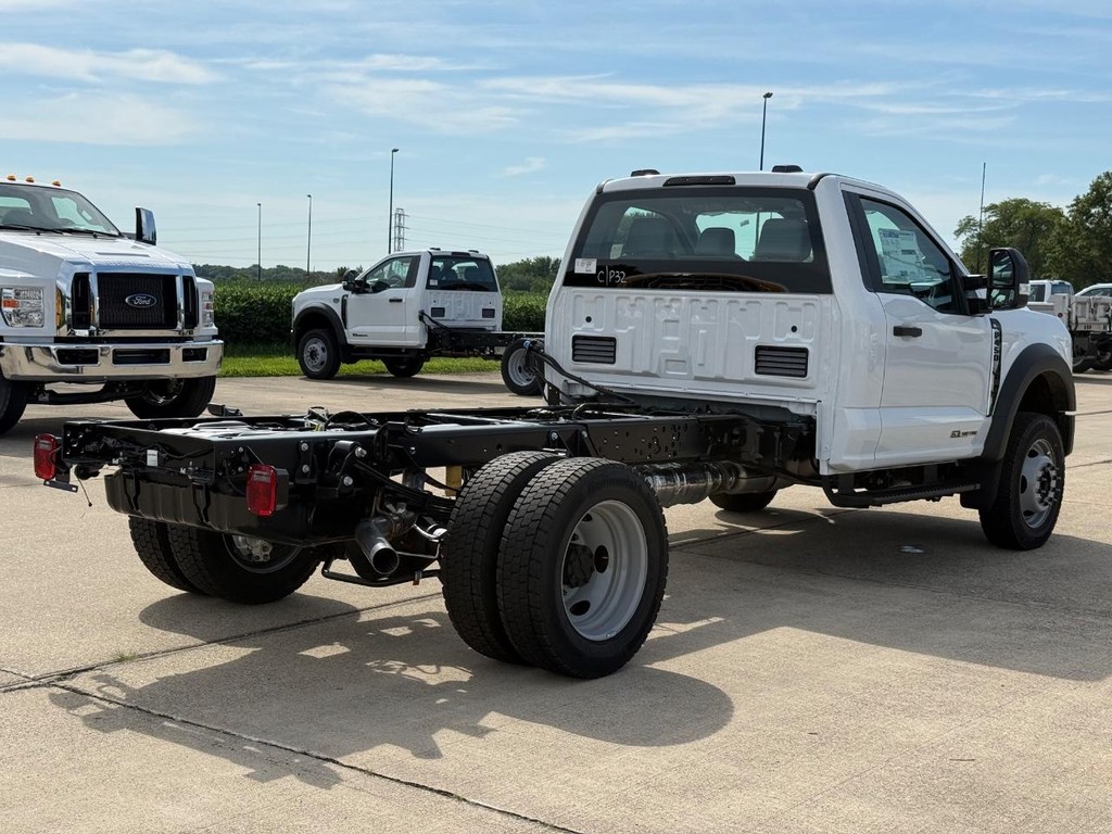 New 2026 Ford F-450 Regular Cab Cab Chassis - photo 5