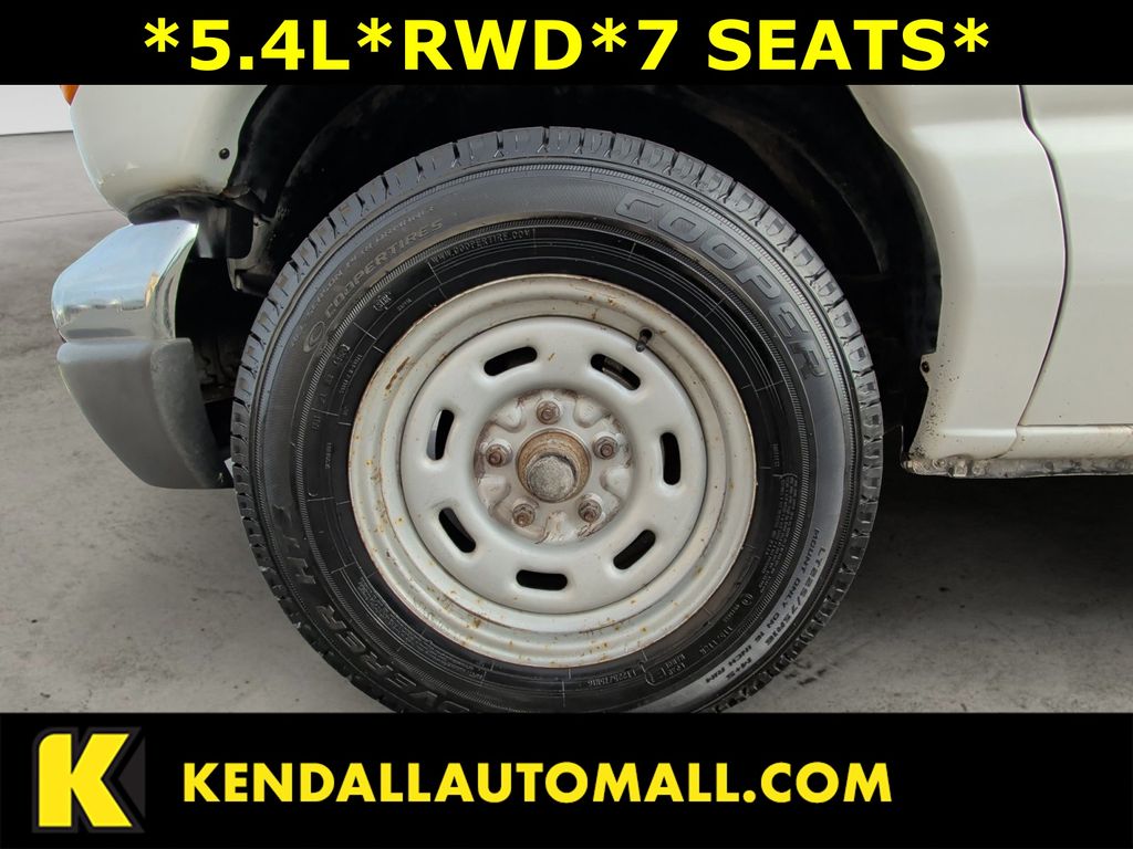 Used 2005 Ford E-150 Passenger Van - photo 13