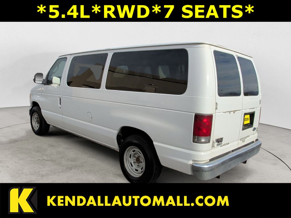 Used 2005 Ford E-150 - photo 2