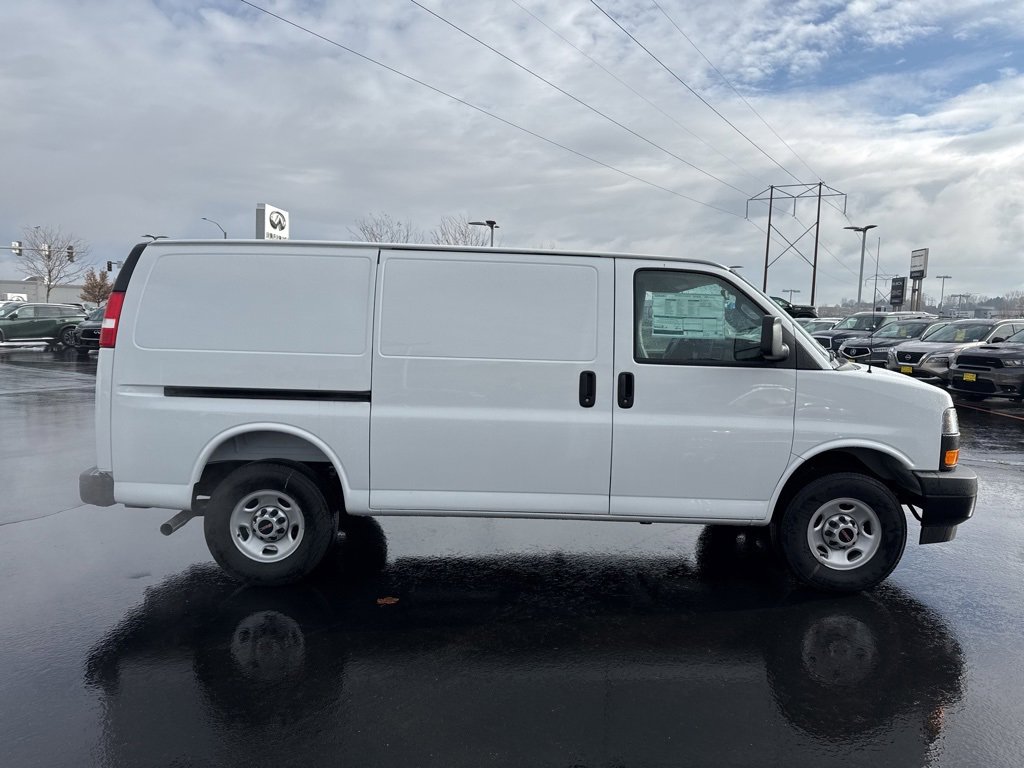 New 2024 GMC Savana 2500 Empty Cargo Van - photo 12