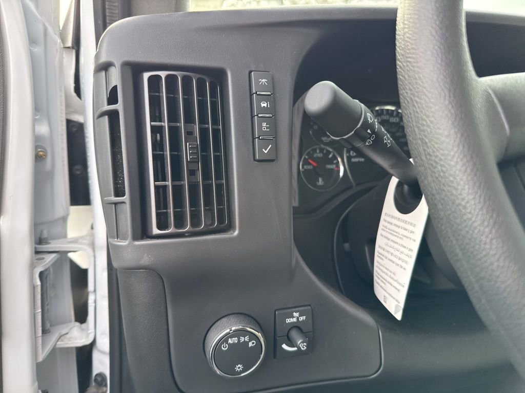 New 2024 GMC Savana 2500 Empty Cargo Van - photo 20