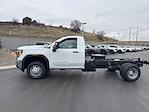 New 2026 GMC Sierra 3500 Regular Cab Cab Chassis thumbnail 3