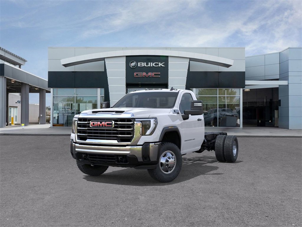 New 2026 GMC Sierra 3500 Regular Cab Cab Chassis - photo 8