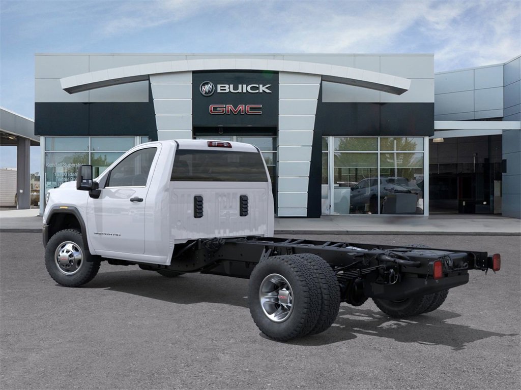 New 2026 GMC Sierra 3500 Regular Cab Cab Chassis - photo 3