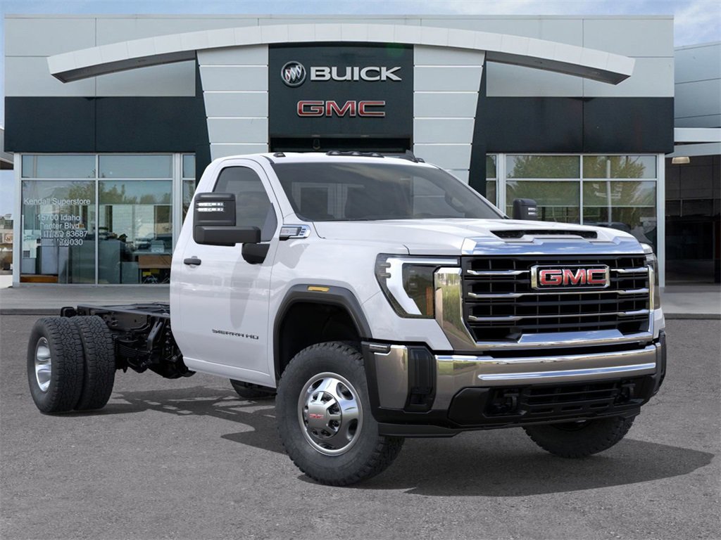 New 2026 GMC Sierra 3500 Regular Cab Cab Chassis - photo 7