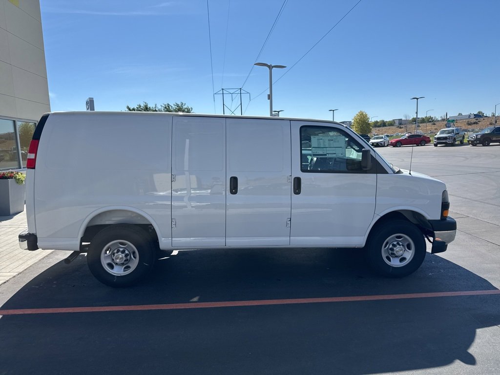 New 2025 Chevrolet Express 2500 Empty Cargo Van - photo 23