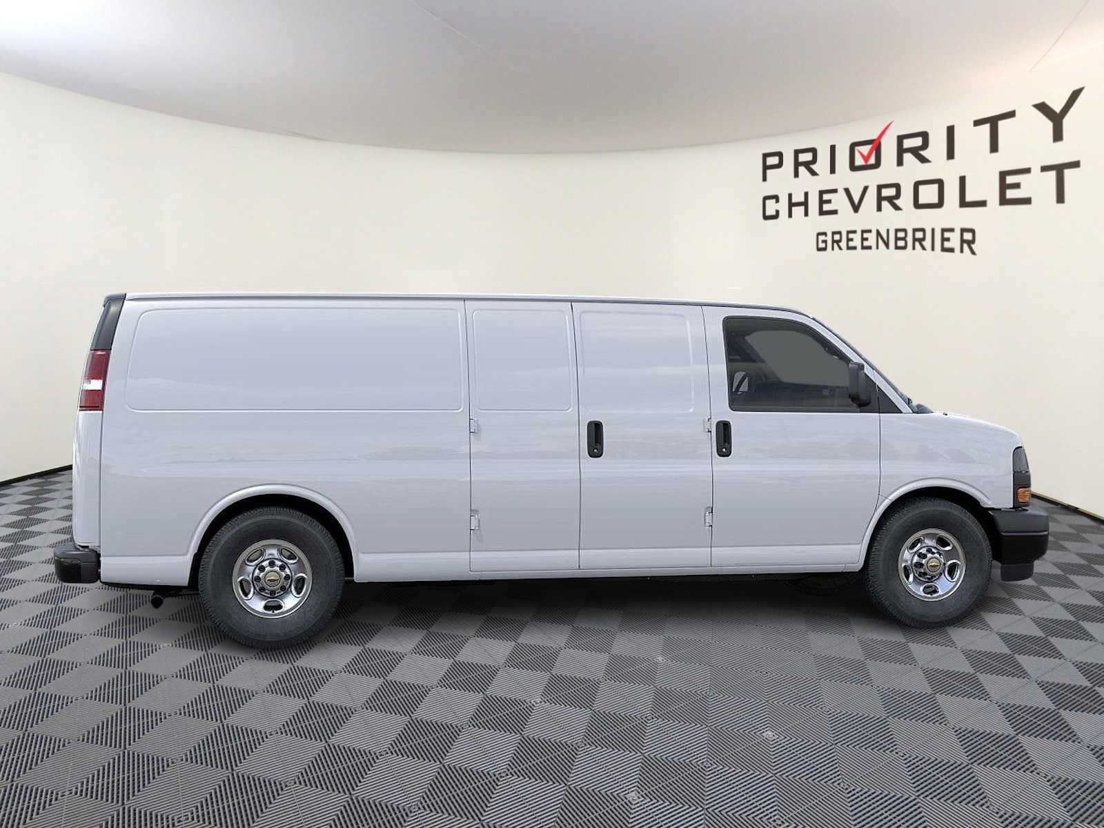 New 2025 Chevrolet Express 2500 Empty Cargo Van - photo 19