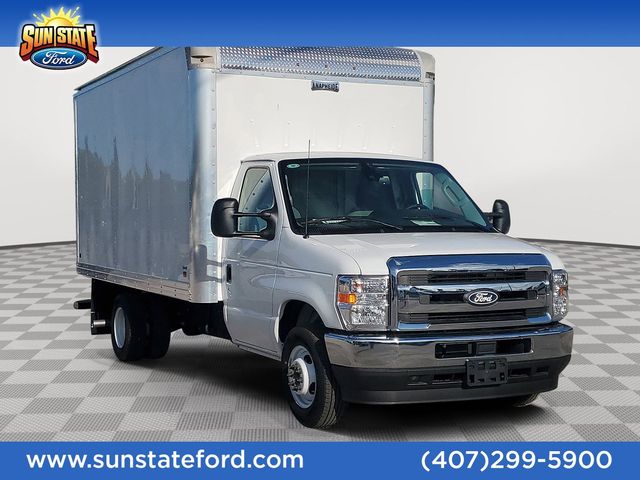New 2026 Ford E-350 Cutaway - photo 15