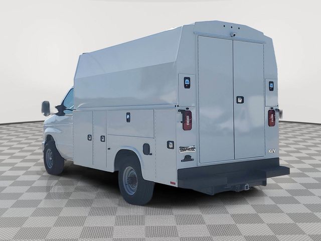 New 2026 Ford E-350 Cutaway - photo 3