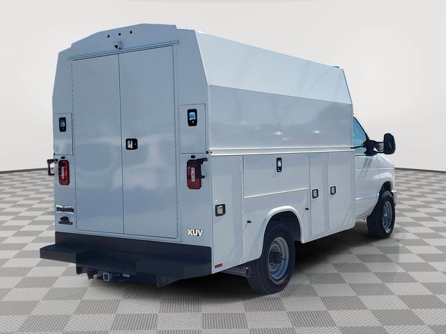 New 2026 Ford E-350 Cutaway - photo 4