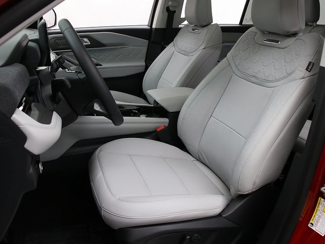 New 2026 Ford Explorer Platinum - photo 9