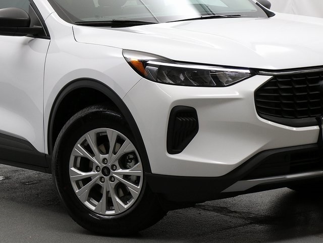 New 2026 Ford Escape ACTIV - photo 3