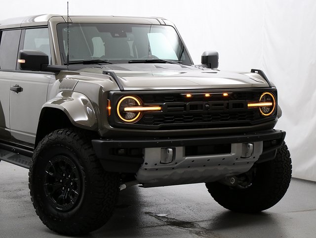 New 2025 Ford Bronco - photo 2