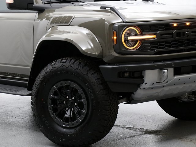 New 2025 Ford Bronco Raptor - photo 3