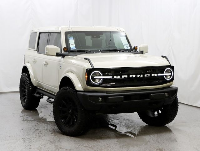 New 2025 Ford Bronco - photo 1