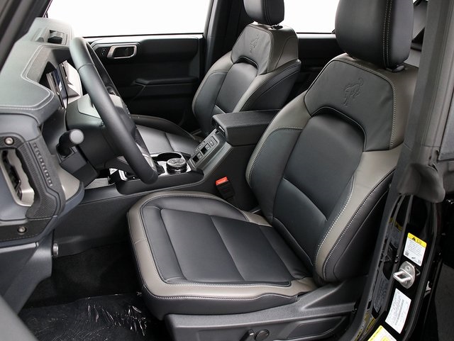 New 2025 Ford Bronco Outer Banks - photo 8