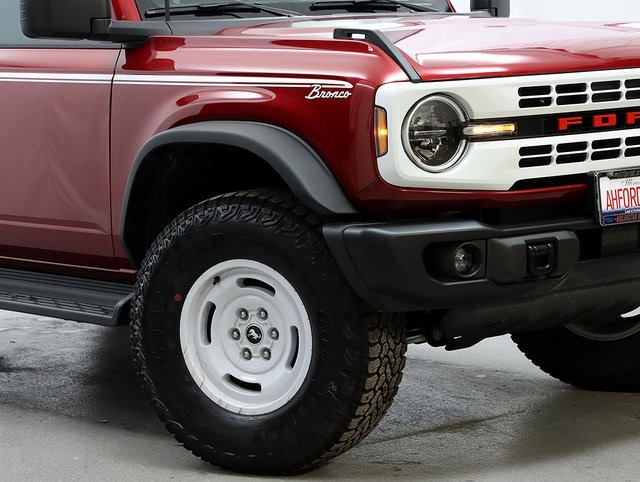 New 2025 Ford Bronco - photo 2