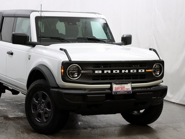 New 2025 Ford Bronco - photo 1
