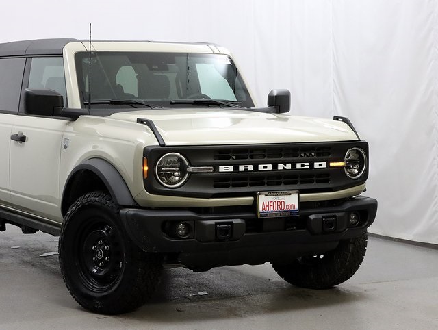 New 2026 Ford Bronco - photo 1