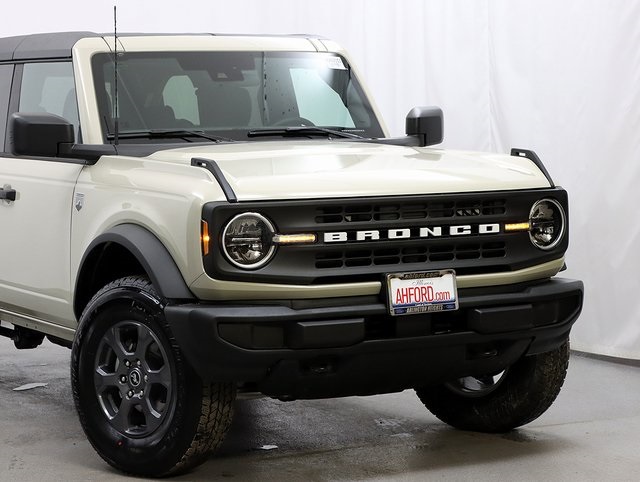 New 2026 Ford Bronco - photo 2