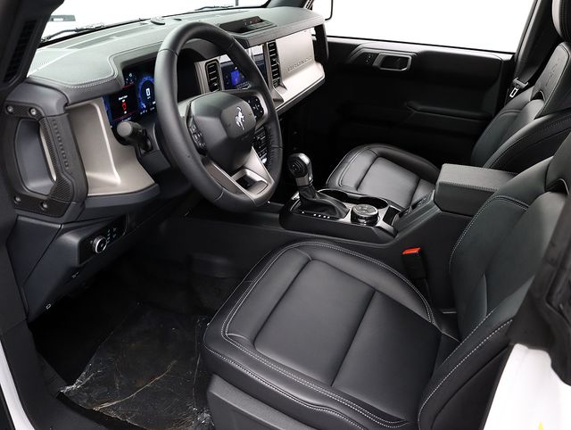 New 2026 Ford Bronco Outer Banks - photo 10