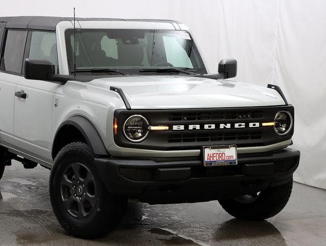 New 2026 Ford Bronco - photo 2