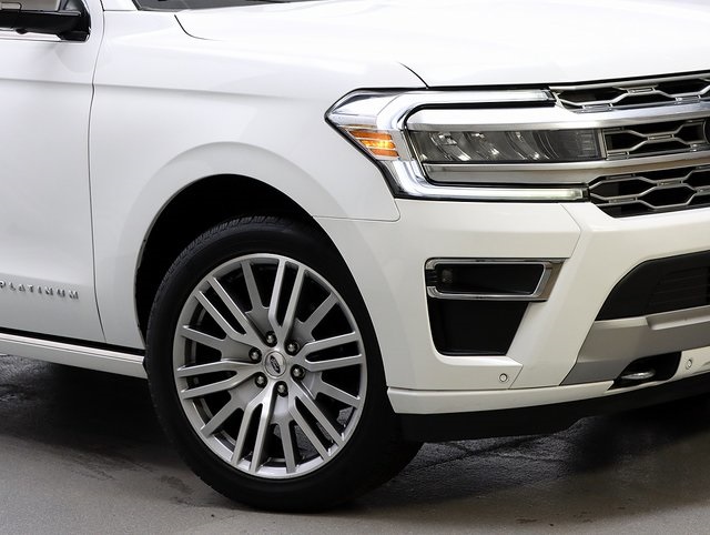 Used 2023 Ford Expedition Platinum - photo 25