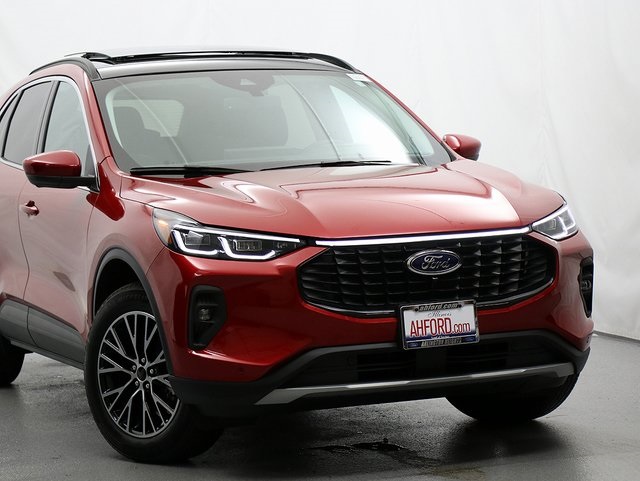 New 2025 Ford Escape - photo 2