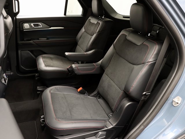 New 2026 Ford Explorer ST - photo 10