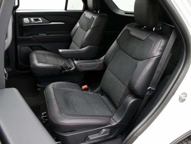 New 2026 Ford Explorer ST - photo 11