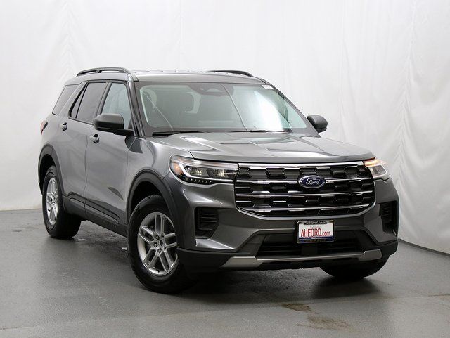 New 2026 Ford Explorer - photo 1
