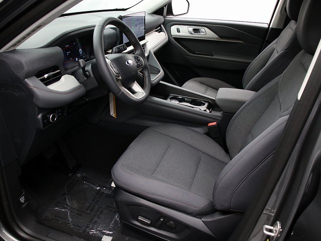 New 2026 Ford Explorer ACTIV - photo 10