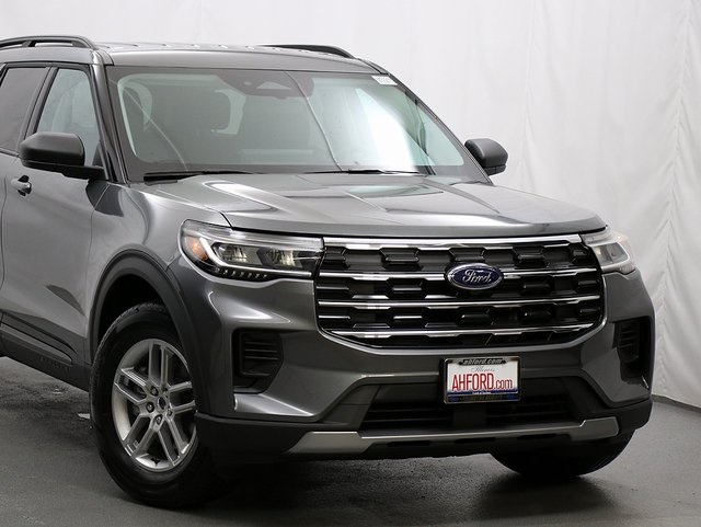 New 2026 Ford Explorer - photo 2