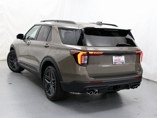 New 2026 Ford Explorer ST - photo 8